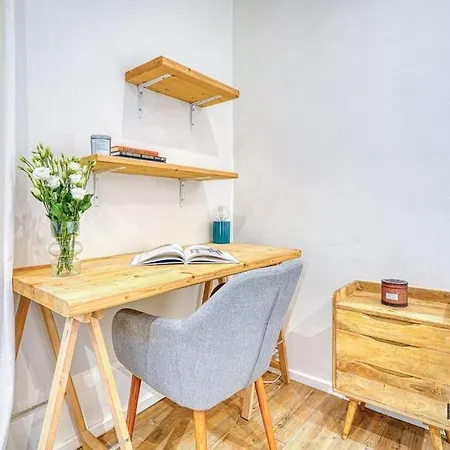 Le Studieux - A Oberkampf - 82b * Paris